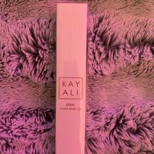 KayAli Eden Plush Pear Travel Spray 10mL